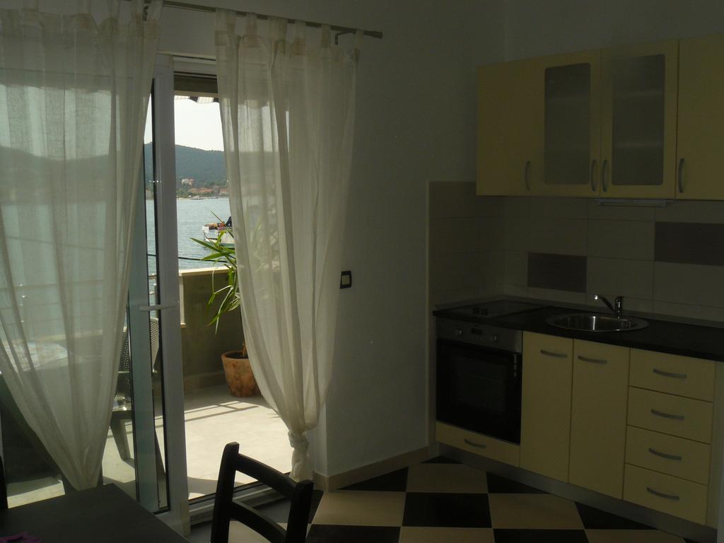 Apartments Selina Винишче Экстерьер фото