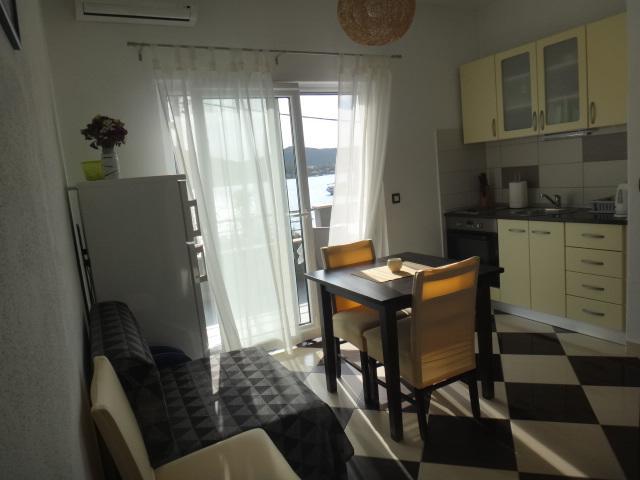 Apartments Selina Винишче Экстерьер фото